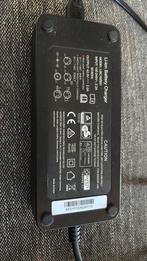 Oplader elektrische fiets, Audio, Tv en Foto, Opladers, Ophalen, Zo goed als nieuw
