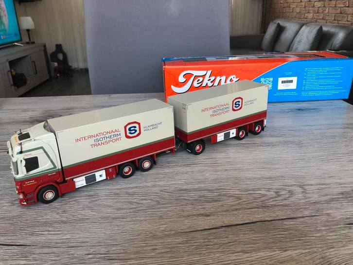 Miniatuur van Tekno, Hobby en Vrije tijd, Modelauto's | 1:50, Zo goed als nieuw, Bus of Vrachtwagen, Tekno, Ophalen of Verzenden