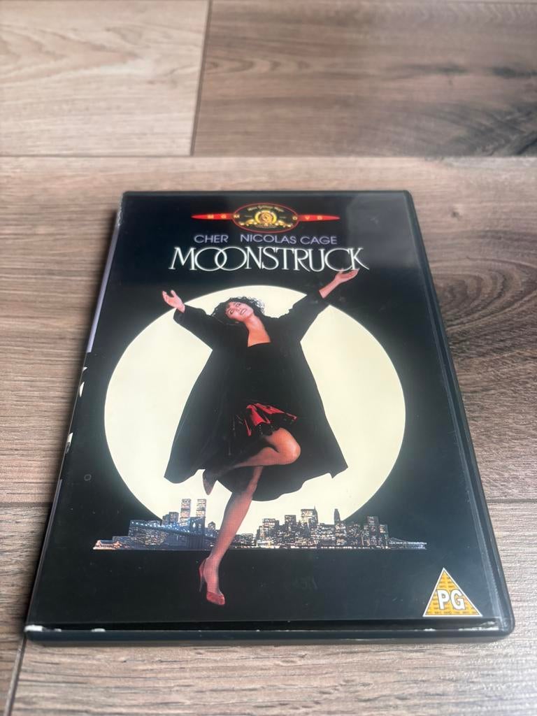Moonstruck met Cher en Nicholas Cage, Alle leeftijden, Ophalen of Verzenden, Zo goed als nieuw, Actiekomedie