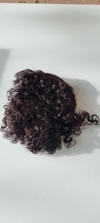 Verschillende pruiken 8 stuks beschikbaar voor biedingen