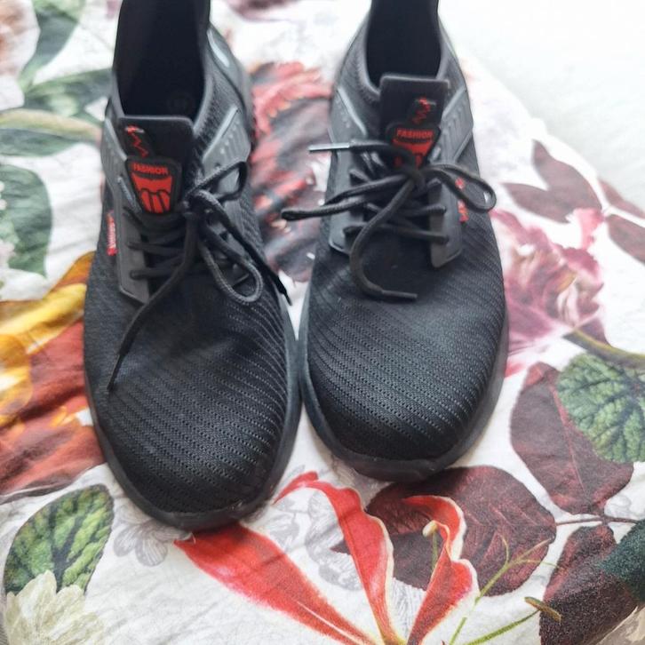 Veiligheidsschoenen maat 46 - Zo goed als nieuw!, Doe-het-zelf en Verbouw, Veiligheidskleding, Zo goed als nieuw, Ophalen of Verzenden