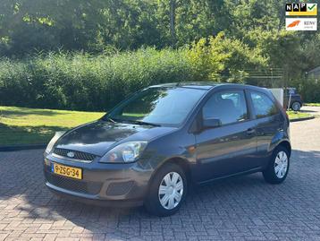 Ford Fiesta 1.4-16V Futura XL/AIRCO/ELECRAMEN VOOR beschikbaar voor biedingen