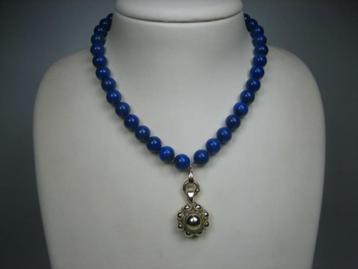 Antieke 14 karaat Zeeuwse Knoophanger met Lapis-Lazuli Colli beschikbaar voor biedingen