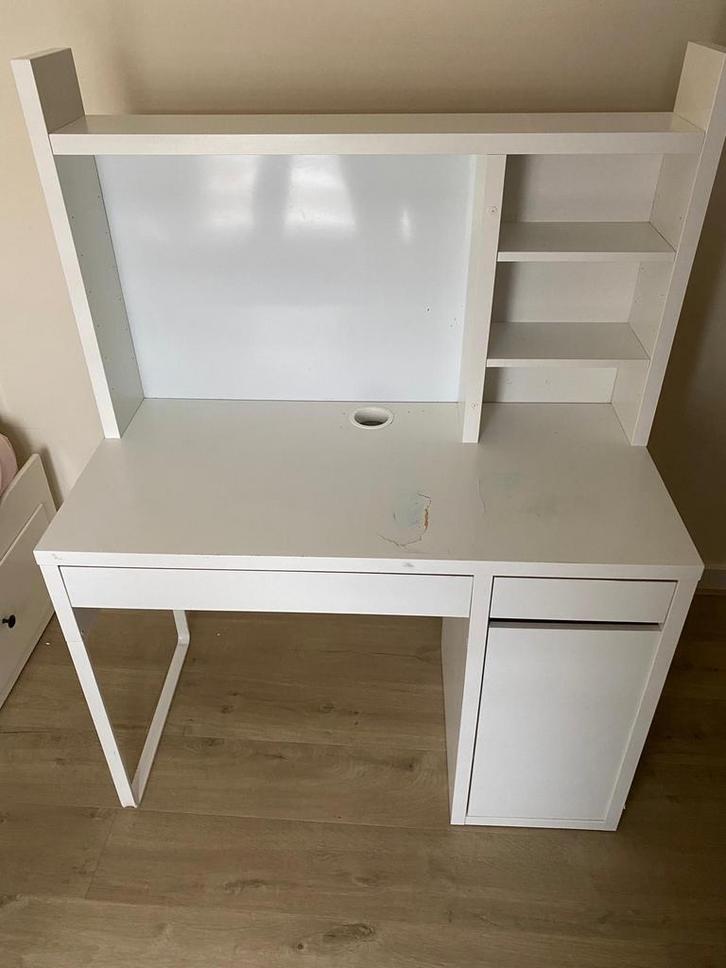 Ikea Bureau met Opzetstuk, Huis en Inrichting, Bureaus, Gebruikt, Bureau, Ophalen
