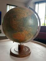 Brocante oude wereldbol houten voet, Ophalen of Verzenden, Gebruikt