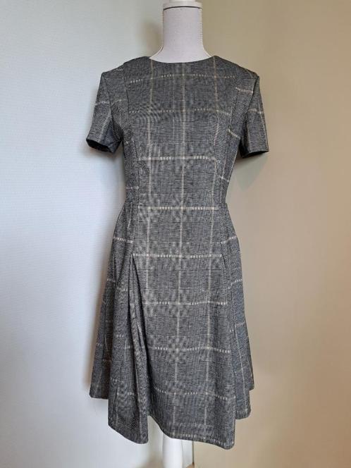 Zwart jurk Mango, Kleding | Dames, Jurken, Nieuw, Maat 38/40 (M), Zwart, Knielengte, Ophalen of Verzenden