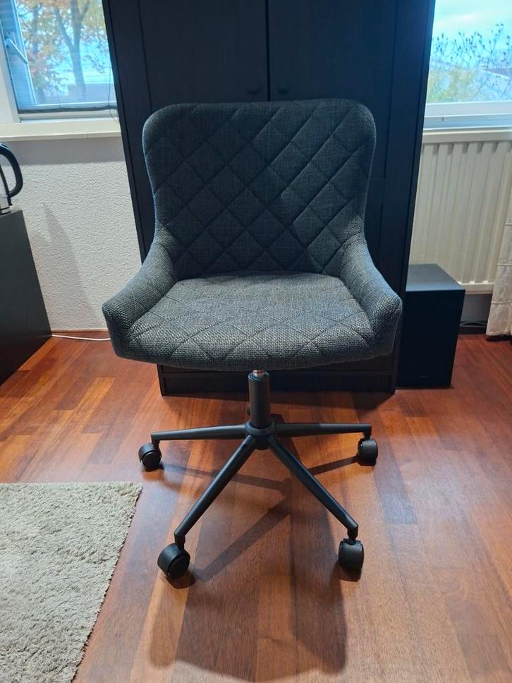 PEBRINGE Bureaustoel - Donkergrijs (jysk), Huis en Inrichting, Bureaustoelen, Zo goed als nieuw, Bureaustoel, Grijs, Ophalen