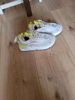 Nieuwe Nike's. Nog nooit gedragen in maat 37.  Ophalen., Kleding | Dames, Schoenen, Nieuw, Ophalen of Verzenden, Sneakers of Gympen