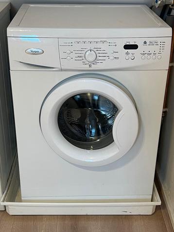 Whirlpool Wasmachine beschikbaar voor biedingen