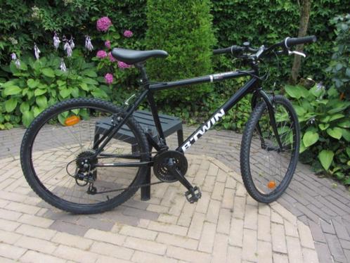 rockrider 300 moutainbaike 26 inch, Fietsen en Brommers, Fietsen | Mountainbikes en ATB, Gebruikt, Overige merken, 49 tot 53 cm