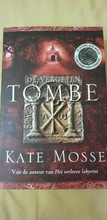 Kate Mosse - Vergeten Tombe beschikbaar voor biedingen