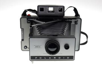 Polaroid 320 directklaar ''balg'' camera uit ca. 1970 beschikbaar voor biedingen