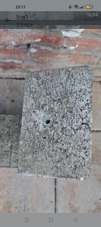 Gratis Zonnepaneel beton voet voor platdak zie foto, Doe-het-zelf en Verbouw, Ophalen of Verzenden, Zo goed als nieuw