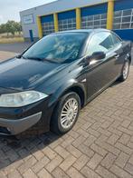Renault Mégane 2.0 16V Cabrio AUT E4 2006 Zwart, Auto's, Renault, 1998 cc, 74 €/maand, 4 cilinders, Cabriolet