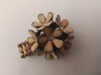 👉 Aparte ring met bloemetjes, Ophalen of Verzenden, Zo goed als nieuw, 17 tot 18, Dame