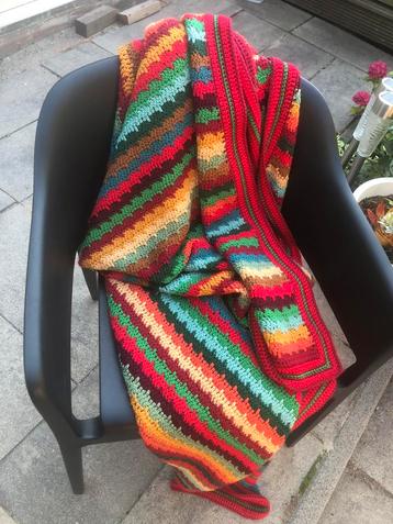 Gehaakte sprei plaid deken handgemaakt 140x200 beschikbaar voor biedingen