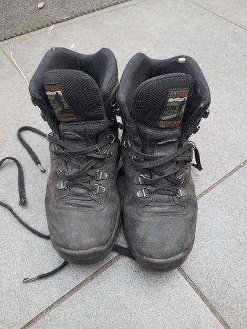 Outdoor Adventure Wandelschoenen Maat 40 beschikbaar voor biedingen