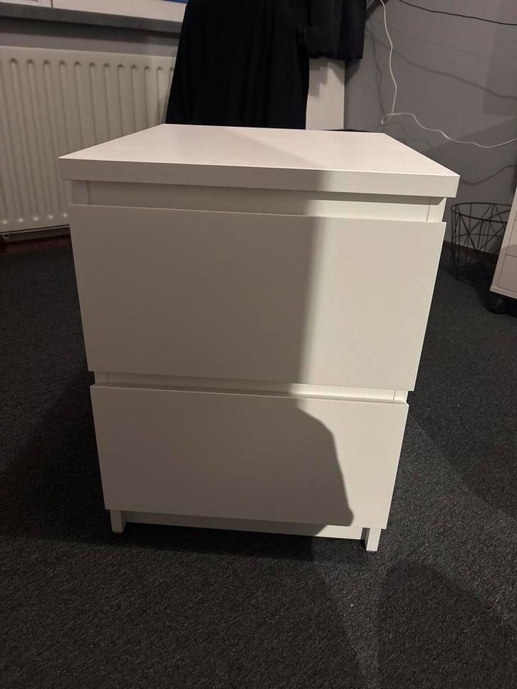 Ikea Malm Nachtkastje - Wit, Huis en Inrichting, Slaapkamer | Nachtkastjes, Gebruikt, Minder dan 55 cm, Minder dan 45 cm, Hout