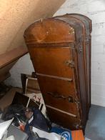 Antiek Staande Houten kledingkist boot, Ophalen