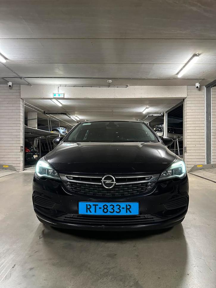 Opel Astra 1.6 Cdti 81KW Business+ Sports Tourer 2018 Blauw, Auto's, Opel, Particulier, Astra, Diesel, B, Stationwagon, Handgeschakeld