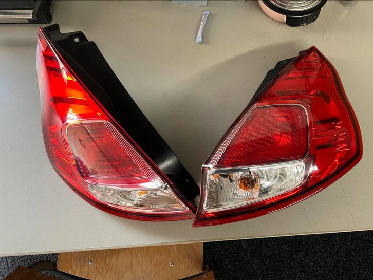 Ford Fiesta Achterlichten Set bj 2013-2018, Auto-onderdelen, Verlichting, Ford, Gebruikt, Ophalen of Verzenden