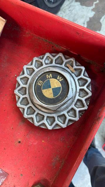 Wieldop BMW E30 beschikbaar voor biedingen