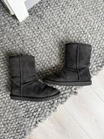 Zwarte halfhoge UGGs - maat 37 | De perfecte winterboots!, Kleding | Dames, Schoenen, UGG, Zwart, Snowboots, Ophalen of Verzenden