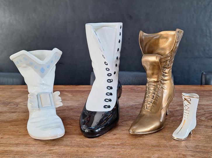 vintage design laarzen vazen model dames-laarsjes, Huis en Inrichting, Woonaccessoires | Vazen, Zo goed als nieuw, Wit, Minder dan 50 cm
