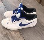Nike sneakers maat 41, Kleding | Heren, Schoenen, Overige kleuren, Nike, Nieuw, Ophalen of Verzenden