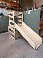 Montessori leertoren met ombouw tot tafel en glijbaan, Kinderen en Baby's, Ophalen, Zo goed als nieuw, Overige typen