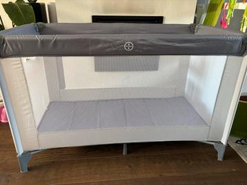 Campingbed + Reismatras Compleet beschikbaar voor biedingen