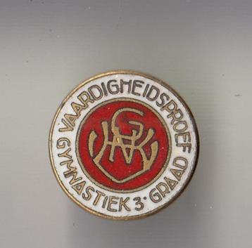 KNGV 3e Graad broche Gymnastiek Turnen bond beschikbaar voor biedingen