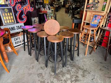 Barkrukken kroeg café toog krukken mancave bar kantine  beschikbaar voor biedingen