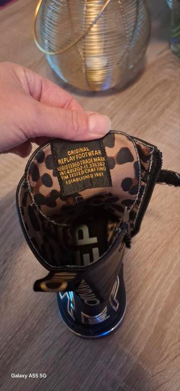 Replay schoenen maat 35 beschikbaar voor biedingen