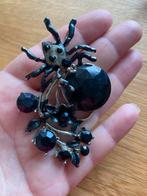 Opvallende kettinghanger - zwart met spin, Ophalen of Verzenden, Zo goed als nieuw, Zwart