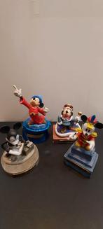 WDCC Walt Disney Classic Collection Mickey Mouse set + bases, Mickey Mouse, Ophalen of Verzenden, Zo goed als nieuw, Beeldje of Figuurtje