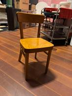 Stoelen, Ophalen