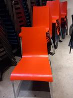 Oranje stapelstoelen, Huis en Inrichting, Stoelen, Ophalen, Kunststof, Gebruikt, Overige kleuren