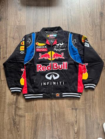 Red Bull racing x Infiniti teamjas Collectors item! (Maat M) beschikbaar voor biedingen