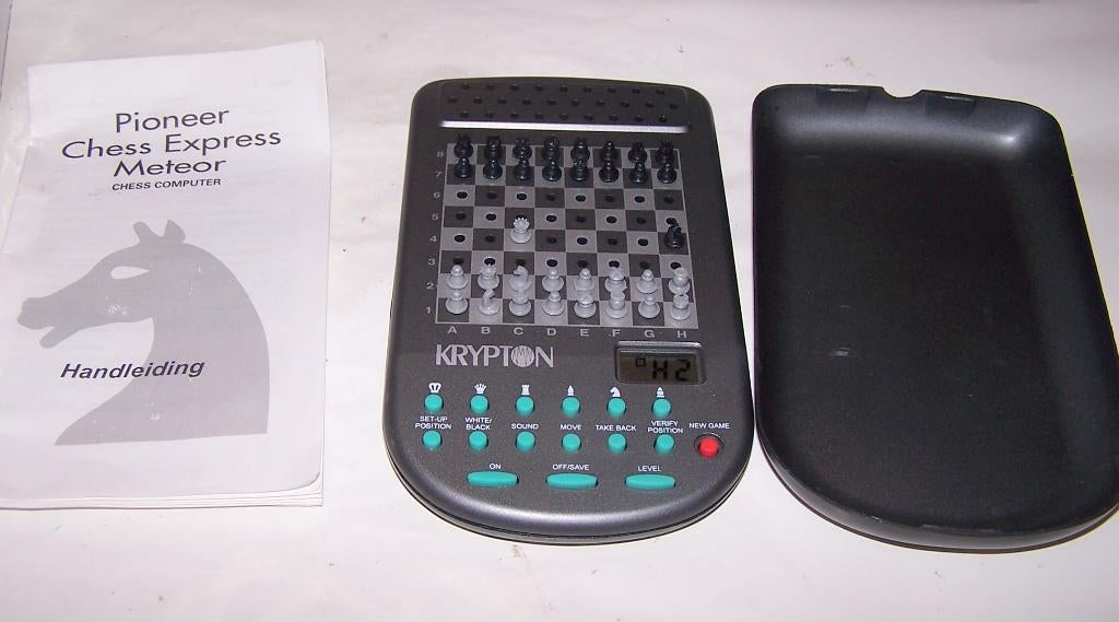 Pioneer Chess Express Meteor Krypton schaakcomputer. Nwst., Ophalen of Verzenden, 500 t/m 1500 stukjes, Zo goed als nieuw, Schaken