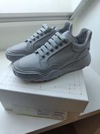Alexander mcqueen grijs exclusief 42, Ophalen, Alexander McQueen, Overige kleuren, Sneakers of Gympen