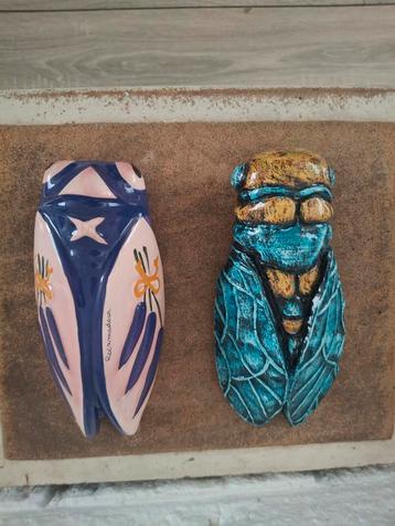 2 x originele cicade uit Frankrijk  beschikbaar voor biedingen