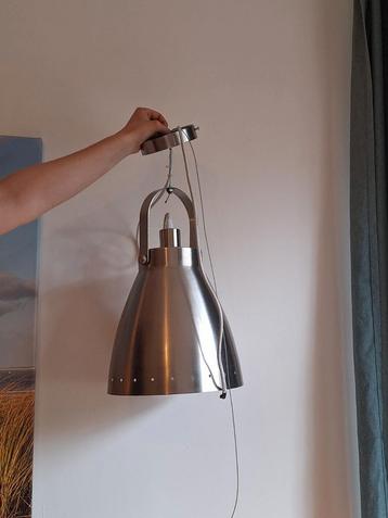 Industriële hanglamp set van twee in goede staat beschikbaar voor biedingen