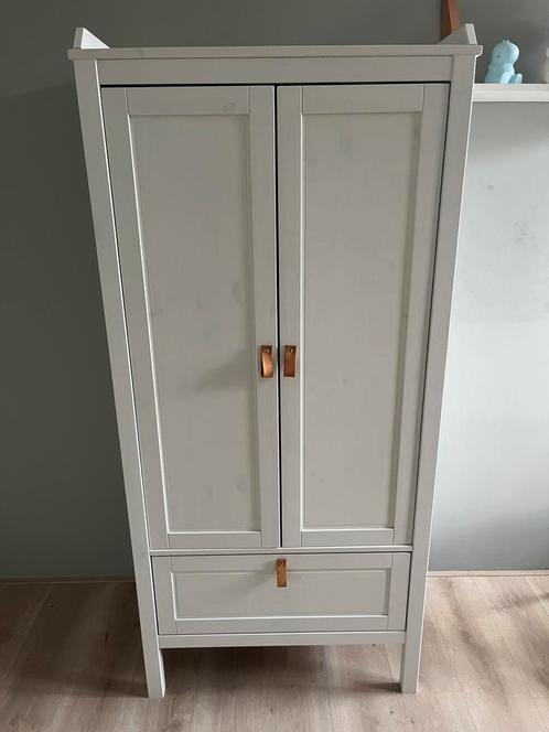 Sundvik kledingkast, Kinderen en Baby's, Kinderkamer | Commodes en Kasten, Zo goed als nieuw, 105 cm of meer, 75 tot 100 cm, 50 tot 70 cm
