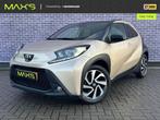 Toyota Aygo X 1.0 VVT-i MT Pulse | Applecarplay/Androidauto, Auto's, Stof, Gebruikt, Euro 6, Bruin