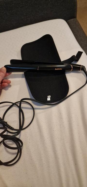 Babyliss Stijltang met Hittebestendige Tas beschikbaar voor biedingen