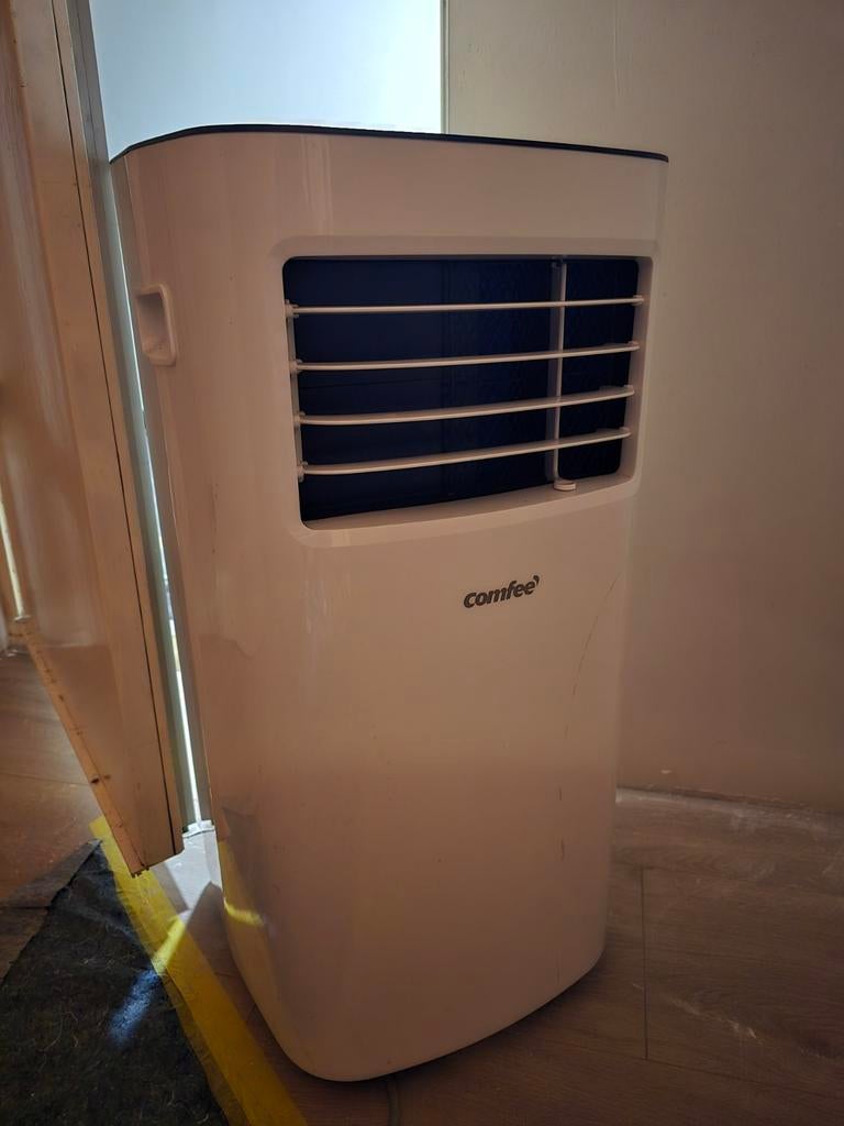 Mobiele airco Comfee, Witgoed en Apparatuur, Airco's, Koelen en Ontvochtigen, Timer, Minder dan 60 m³, 3 snelheden of meer