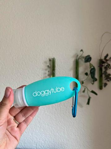 Doggytube beschikbaar voor biedingen