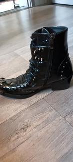 Laarzen unisex lak. Maat 40. Zeer zeldzaam en apart., Ophalen of Verzenden, Zo goed als nieuw, Zwart, Hoge laarzen