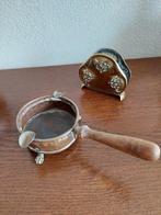 Koper soort asbak op pootjes met handvat, Ophalen of Verzenden